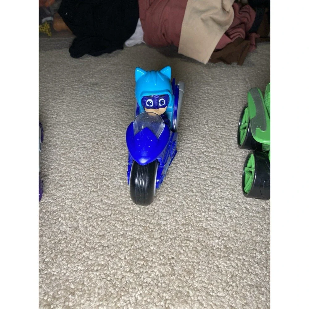 PJ Masks Toy Vehicle & Figure Lot Catboy Gekko Owlette Romeo Night Ninja Bus